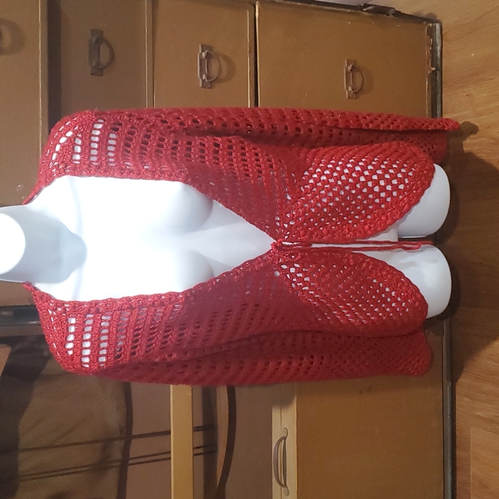 NWOT... RHS RED LOOSE KNIT CARDIGAN.   #5013